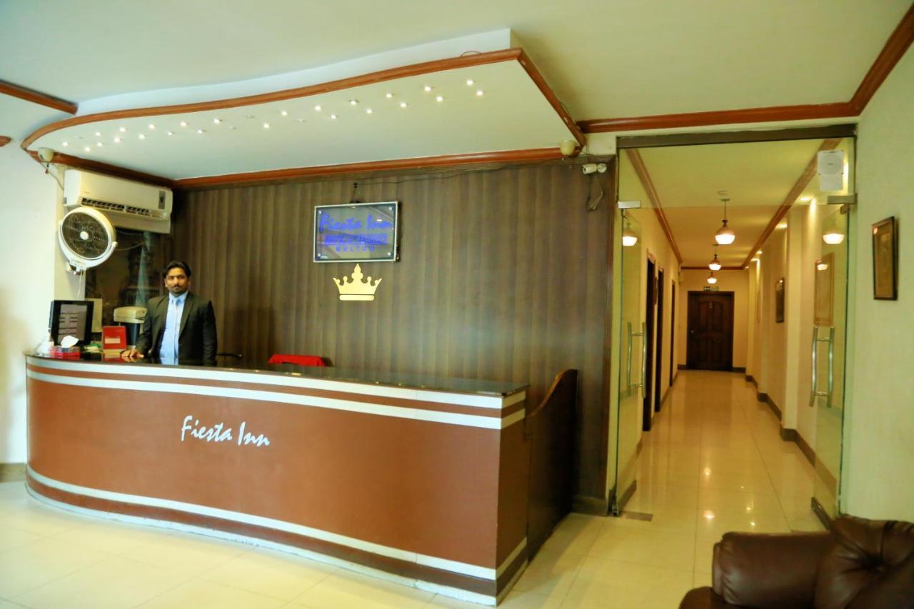 Fiesta Inn Hotel & Resorts ムルターン エクステリア 写真
