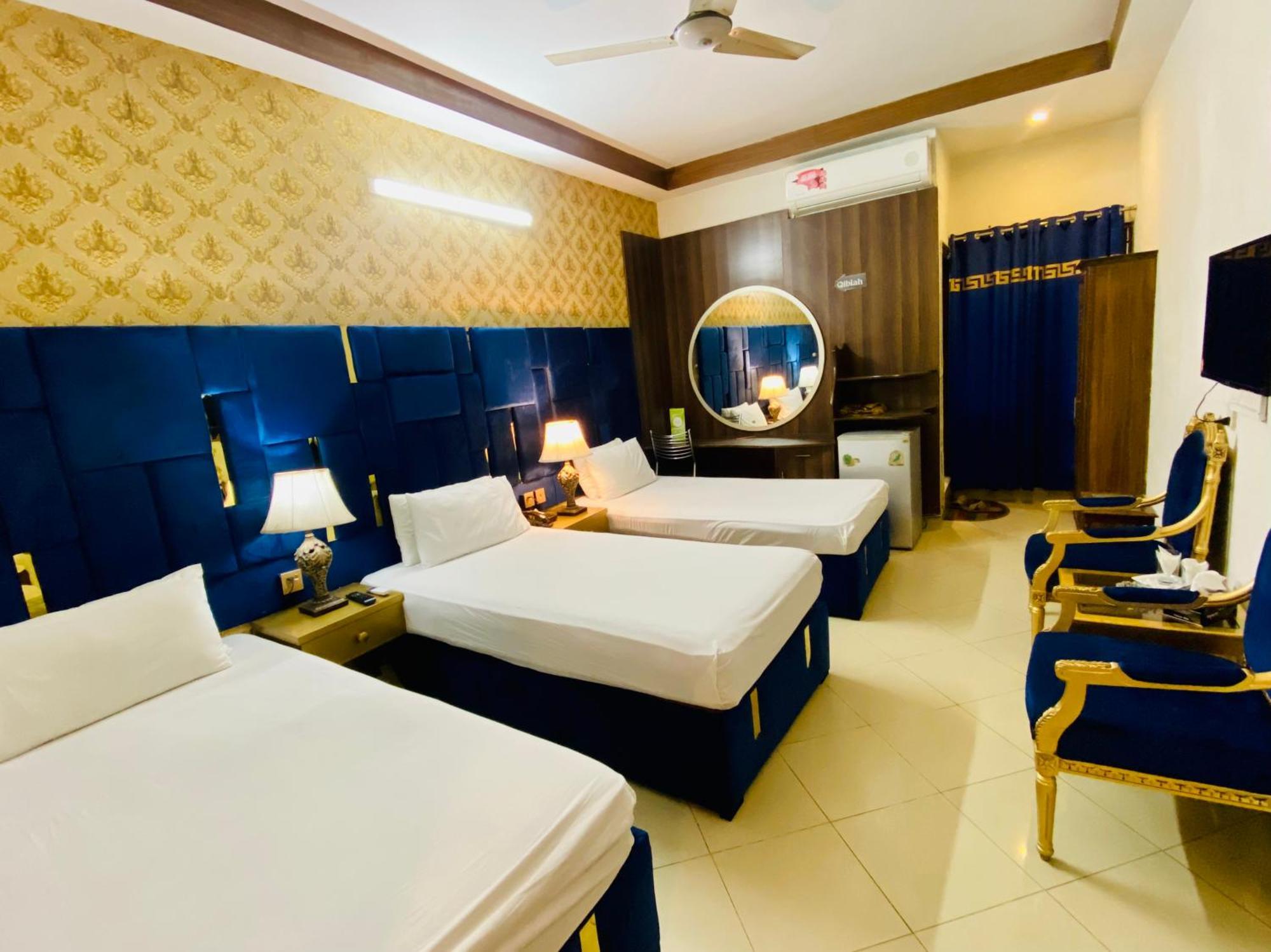 Fiesta Inn Hotel & Resorts ムルターン エクステリア 写真